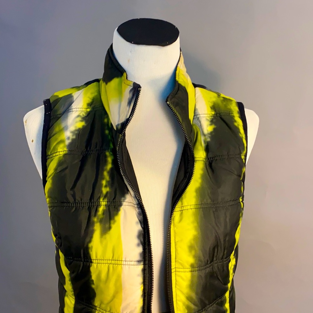 Reversible black & acid green ski puffy vest